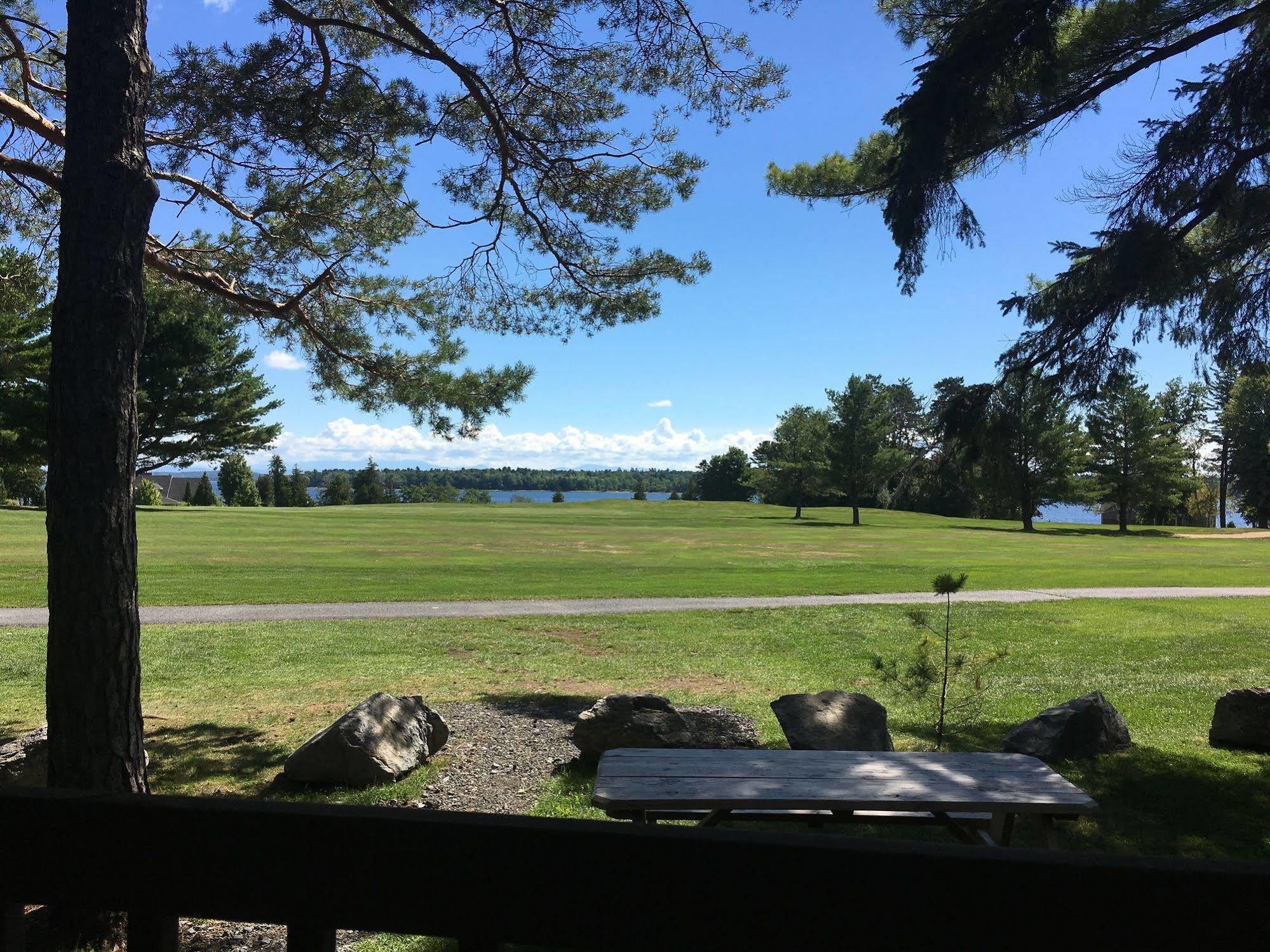 Bluff Point Golf Resort Plattsburgh Ngoại thất bức ảnh